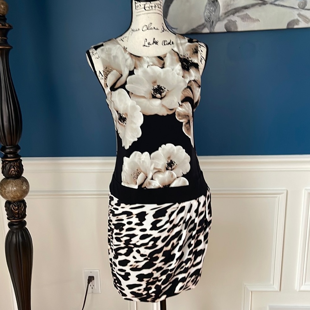 Mixed print dress - Picture 2 of 5